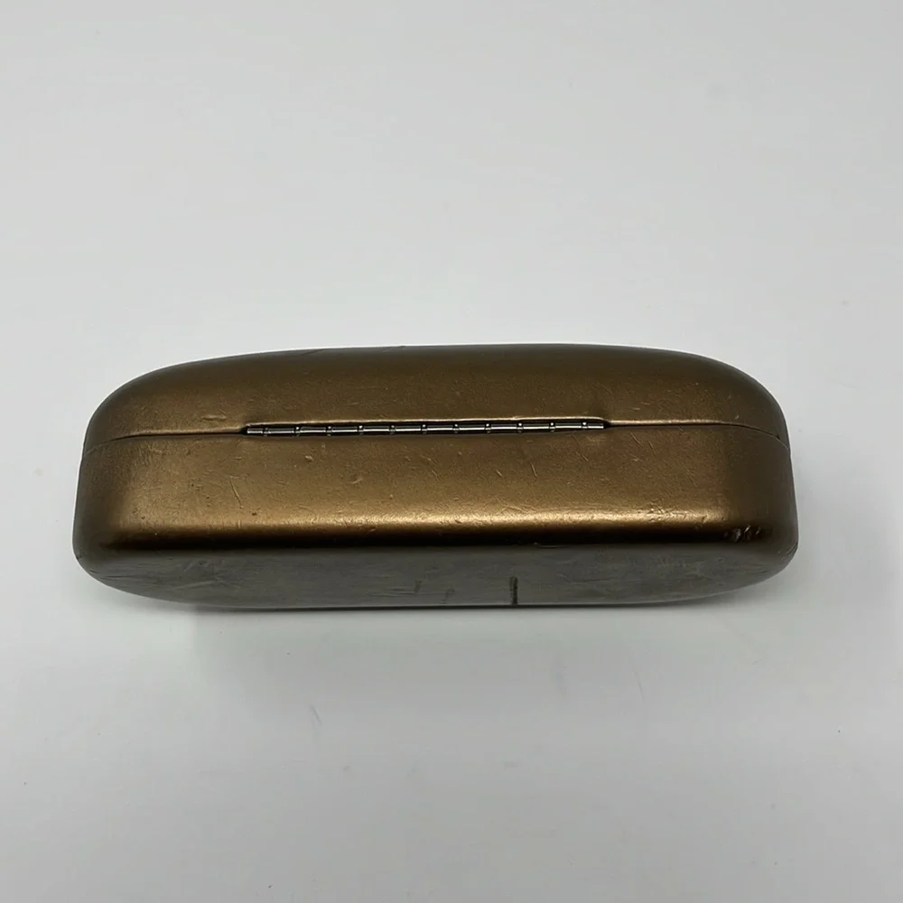 Gucci Guccissimo Clamshell Eyeglass/Sunglass Case in Metallic Gold